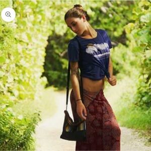 NWOT Vaalbara Colorful Hand Woven Crossbody Clutch with Black Leather Strap 9X9